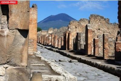 Pompeii and Sorrento Small Group Tour from Naples Pompeii and Sorrento Small Group Tour from Naples