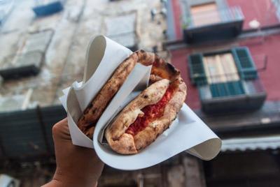 Naples Street Food Tour - Do Eat Better Experience Naples Street Food Tour - Do Eat Better Experience