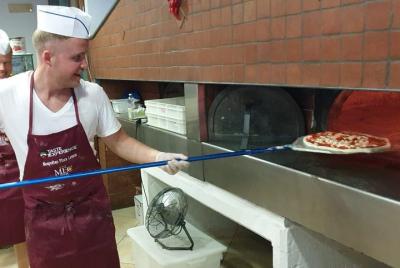 Neapolitan Pizza Lesson Neapolitan Pizza Lesson