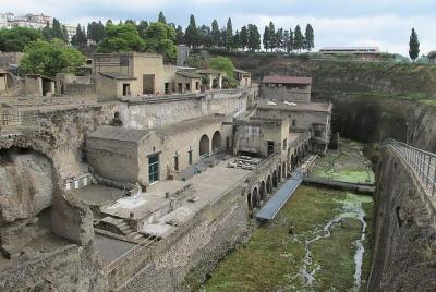 Herchulaneum Ruins: Day trip from Naples 