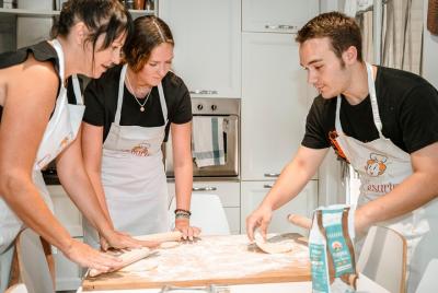 Share your Pasta Love: Small group Pasta and Tiramisu class in Padua