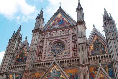 4 Days Guided Tour of Umbria All Inclusive by Bus from Padua