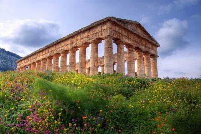 The best of the West Segesta, Erice, Trapani Saline, Full-Day Tour from Palermo The best of the West Segesta, Erice, Trapani Saline, Full-Day Tour from Palermo