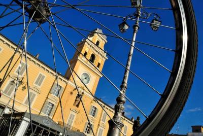 Parma city Live Experience – Are you ready for a stroll along Parma’s streets?