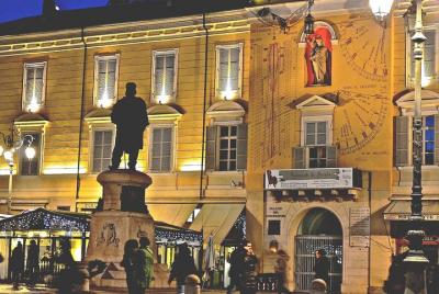 Parma Highlights Small Group Tour by Night Parma Highlights Small Group Tour by Night