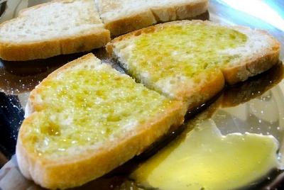 Olive oil tasting in Umbria including the oil mill tour Olive oil tasting in Umbria including the oil mill tour