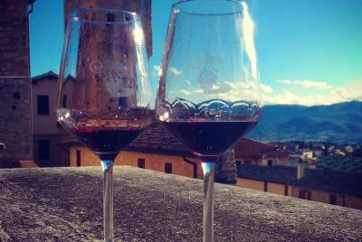 Discover the wines of Umbria, Italy - Wine Tasting Class by Sommelier Discover the wines of Umbria, Italy - Wine Tasting Class by Sommelier
