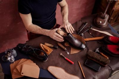 Sensory Experience with a local Shoemaker in Pesaro