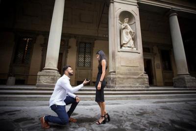 Private Photo Session with a Local Photographer in Pisa Private Photo Session with a Local Photographer in Pisa