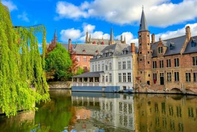 Full Day Guided Tour to Bruges by Train from Brussels