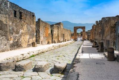Pompeii Self-Guided Tour with Skip-the-Line Ticket