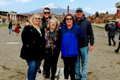 Skip the line, Pompeii Private Tour with Official Guide