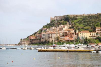 Private Transfer: Ciampino Airport (CIA) to Porto Ercole or vice versa