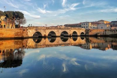 Private Airport Transfer: Rimini to Federico Fellini Internationa Private Airport Transfer: Rimini to Federico Fellini Internationa