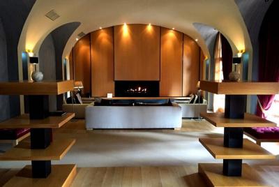 Wineries art & tapas experience - Private tour