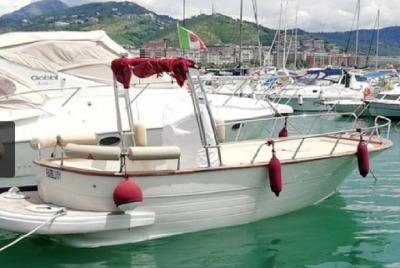 Daily private tour on the Amalfi Coast on a splendid 8m Gozzo Daily private tour on the Amalfi Coast on a splendid 8m Gozzo