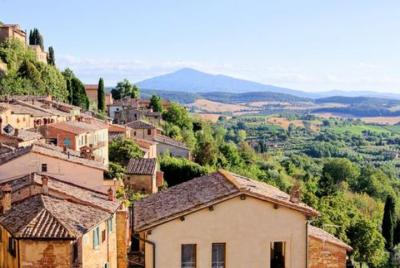 Small-Group Montepulciano and Pienza Day Trip from Siena Small-Group Montepulciano and Pienza Day Trip from Siena