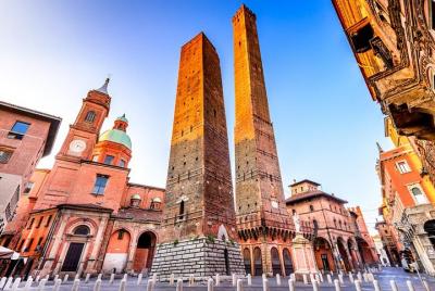 Private Departure Transfer: Siena Hotel to Bologna airport Private Departure Transfer: Siena Hotel to Bologna airport