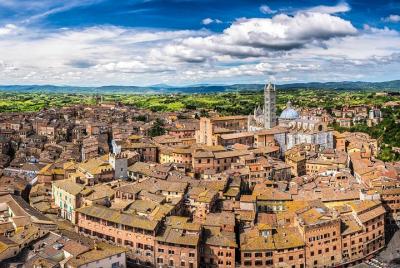 Hike & Taste experience from Siena Hike & Taste experience from Siena