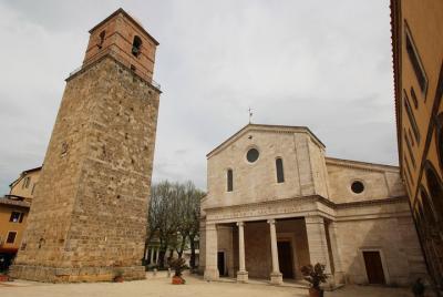 Private Transfer: Ciampino Airport (CIA) to Chiusi or vice versa Private Transfer: Ciampino Airport (CIA) to Chiusi or vice versa