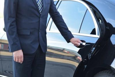 Transfer Siena to/from Fiumicino FCO Airport optional Orvieto Stop Transfer Siena to/from Fiumicino FCO Airport optional Orvieto Stop