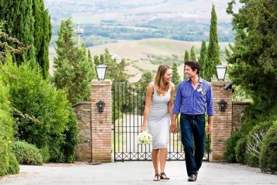 Private Photo Session with a Local Photographer in Grosseto Private Photo Session with a Local Photographer in Grosseto