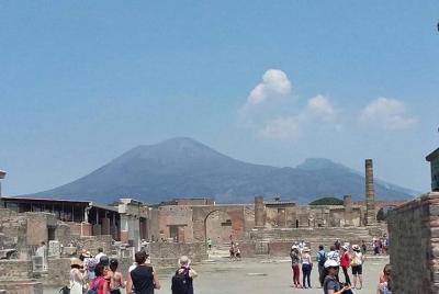 Skip-the-Line Pompeii Express Tour by Train from Sorrento Skip-the-Line Pompeii Express Tour by Train from Sorrento
