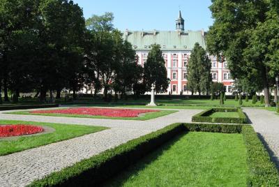 Poznan: Old Town and Citadel Park Private Walking Tour Poznan: Old Town and Citadel Park Private Walking Tour