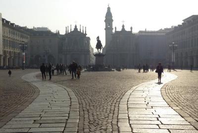 Custom Guided Tours Custom Guided Tours