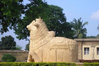 Bangalore- Transfers+Hotel+Sightseeing (3 Days)