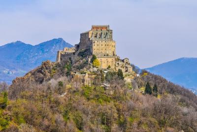 Sacra di San Michele Shuttle Bus Sacra di San Michele Shuttle Bus