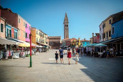 Tour of the 4 islands: Murano, Burano, Torcello and San Francesco del Deserto Tour of the 4 islands: Murano, Burano, Torcello and San Francesco del Deserto