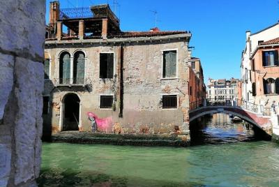 Off the beaten path walk in Venice Off the beaten path walk in Venice
