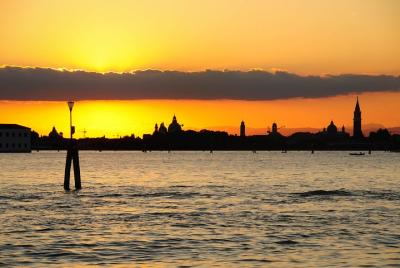 Public Tour: Enchanting Evening in Venice Public Tour: Enchanting Evening in Venice