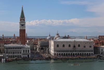 Essential Venice: 2 hour small group walking tour
