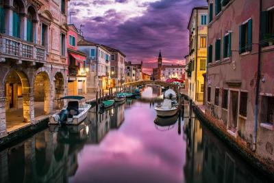 Venice: Private Half Day Guided Tour and Gondola Experience Venice: Private Half Day Guided Tour and Gondola Experience