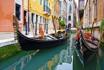 Venice Highlights Virtual Tour with Expert Guide (Times in EST) Venice Highlights Virtual Tour with Expert Guide (Times in EST)