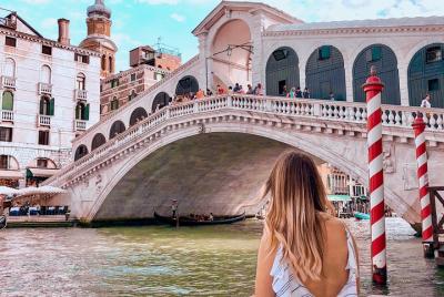 Discover Venice Walking Tour with Gondola Ride Discover Venice Walking Tour with Gondola Ride