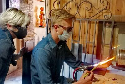 Glass Lampwork workshop and walking tour in Murano: create your o