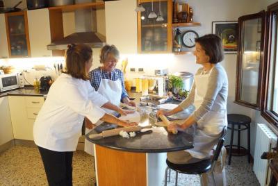 Yummy Cooking Class in Venice with Professional Chef