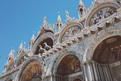 Architectural Walk of Venice with a Local Architectural Walk of Venice with a Local