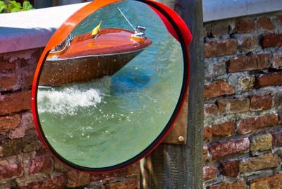 Venice through the eyes of a Venetian - walk and luxurious private water taxi  Venice through the eyes of a Venetian - walk and luxurious private water taxi