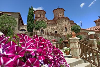 Small-Group Guided Tour in Meteora