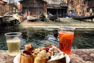 Drink eat and walk in Venice Drink eat and walk in Venice