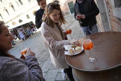 Private Tour: Venice  Private Tour: Venice 'Bacari' Food Tour
