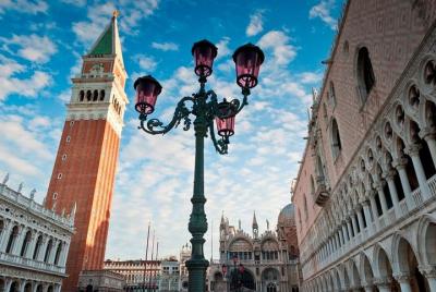 Venice Super-Saver: Doge’s Palace, Walking Tour & Grand Canal Boat Tour  Venice Super-Saver: Doge’s Palace, Walking Tour & Grand Canal Boat Tour