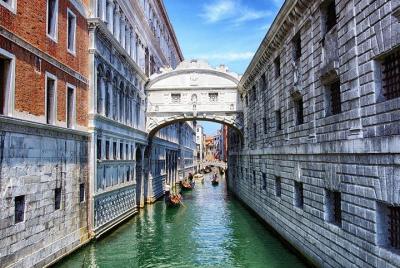 Vivacious Venice Self-Guided Audio Tour Vivacious Venice Self-Guided Audio Tour