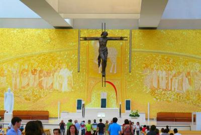 The Magnetism of Fatima The Magnetism of Fatima