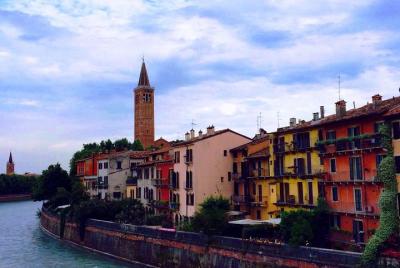 Walk Through Verona - Guided Tour Walk Through Verona - Guided Tour
