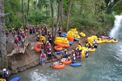 Riu Bueno River Tubing Private Tour  Riu Bueno River Tubing Private Tour